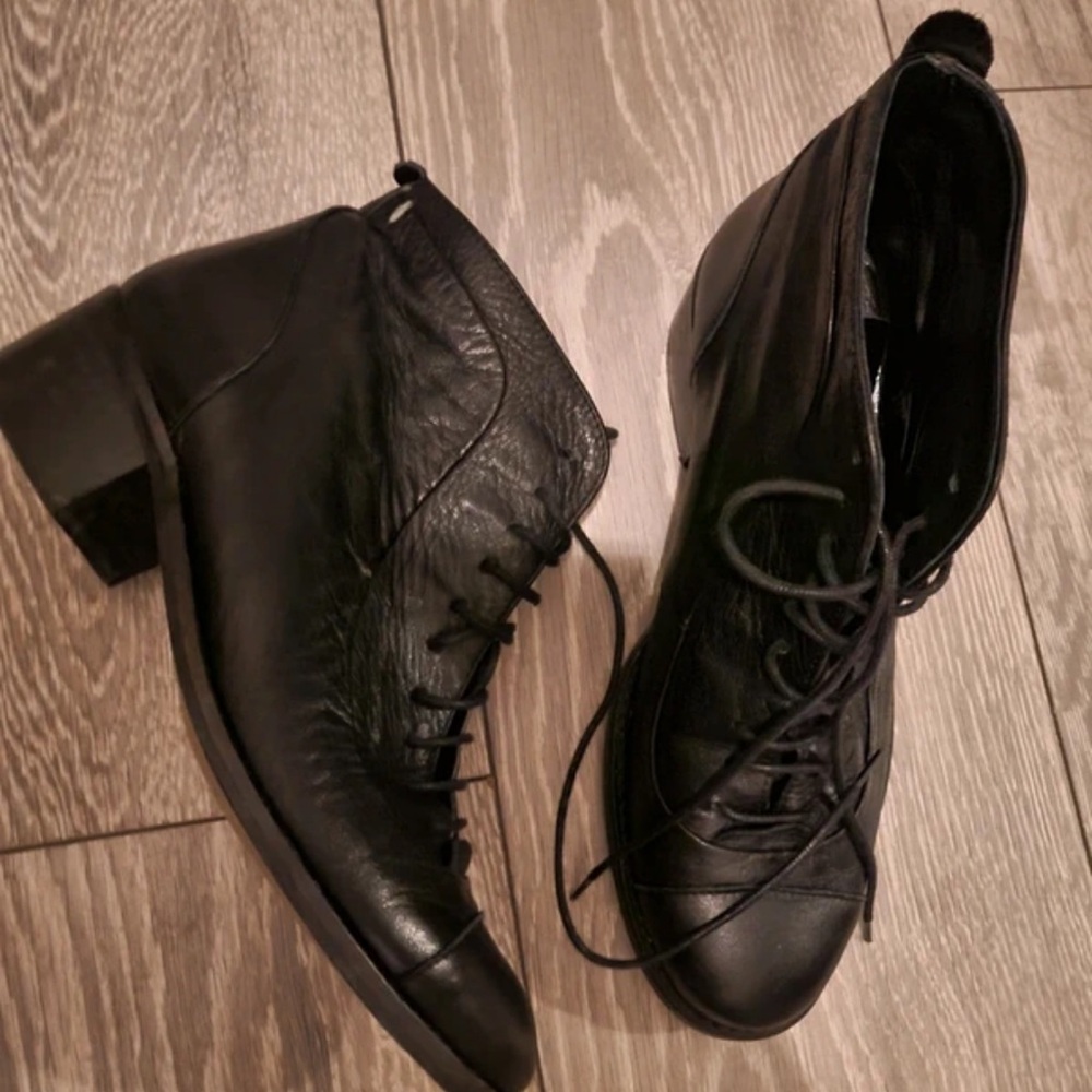 Elegant Black Lace-Up Ankle Boots